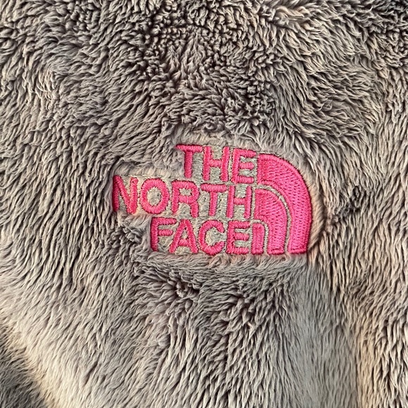 Northface (small) gray fuzzy fleece jacket. - Picture 2 of 7